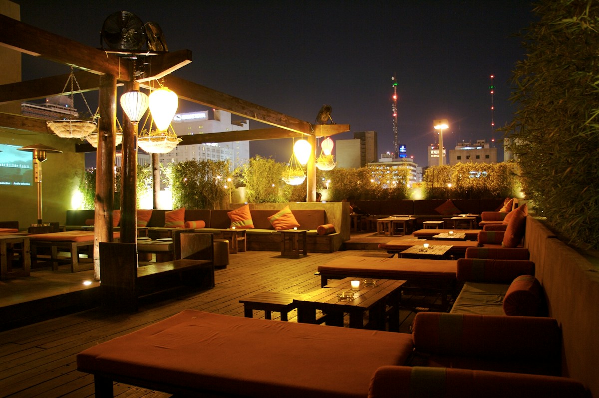 Live Music & Rooftops